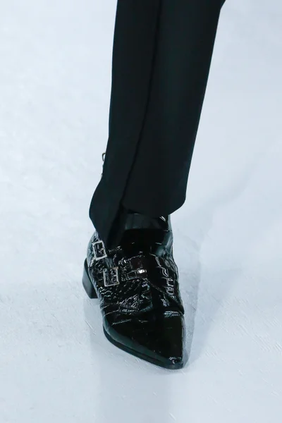 Look 5